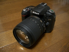 Nikon　【 D90 】